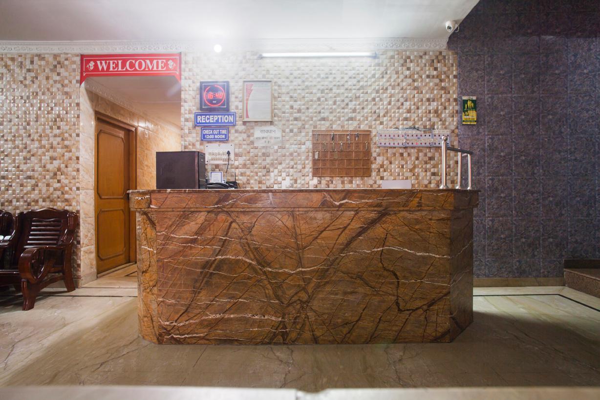 Hotel Grant Deluxe Meerut Eksteriør bilde